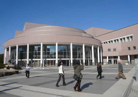 三重県文化会館